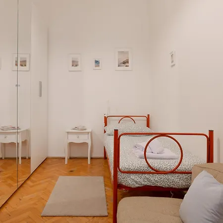 Apartment Palladio Due - Spazioso 3 Trieste