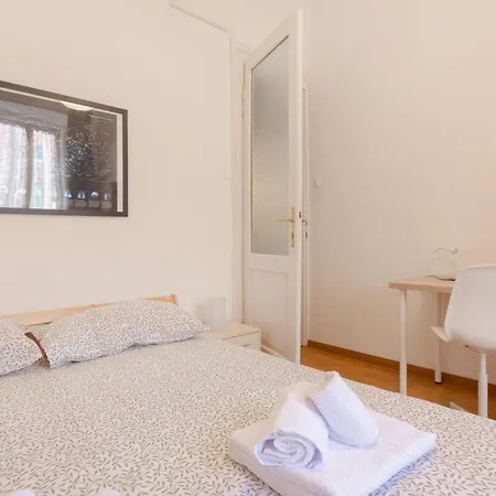 Palladio Due - Spazioso 3 Триест