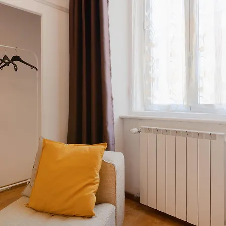 Palladio Due - Spazioso 3 * Триест